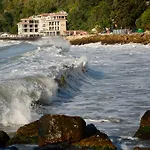 Ahilea - Free Pool Access Hotel Balchik