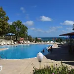 Hotel Ahilea - Free Pool Access 3*