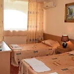 Hotel Ahilea - Free Pool Access 3*