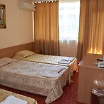 Hotel Ahilea - Free Pool Access 3*