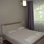 Hotel Ahilea - Free Pool Access