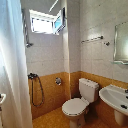 Ahilea - Free Pool Access Отель Балчик