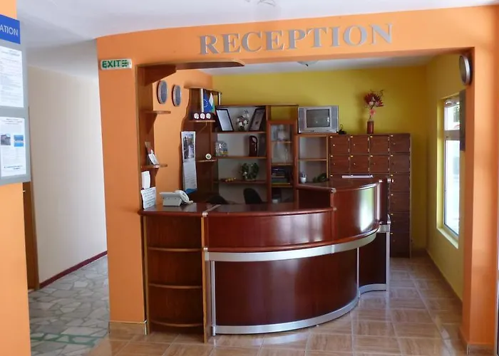 Ahilea - Free Pool Access Hotel Balchik