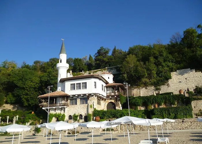 Ahilea - Free Pool Access Hotel Balchik