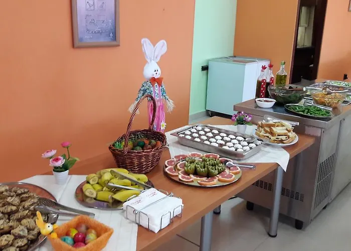 Hotel Ahilea - Free Pool Access Balchik